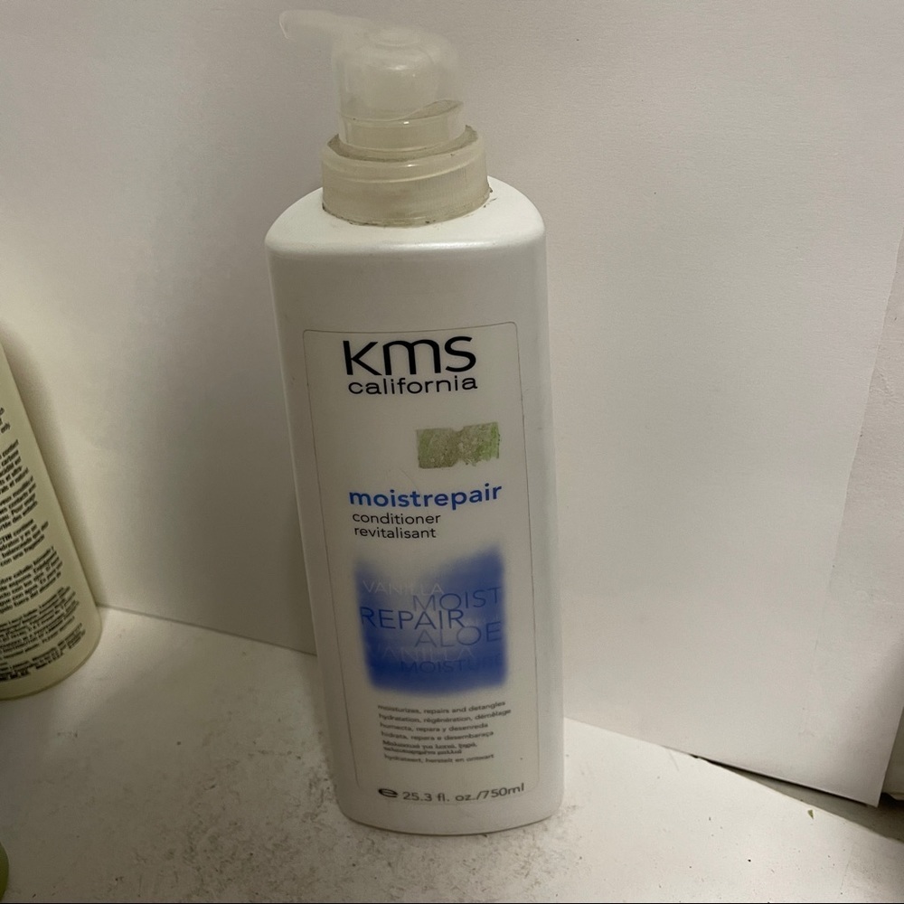 KMS California Moist Repair Conditioner Vanilla Aloe HTF